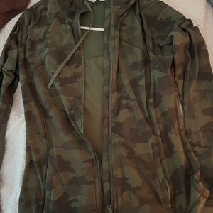 Camo hooded define jacket